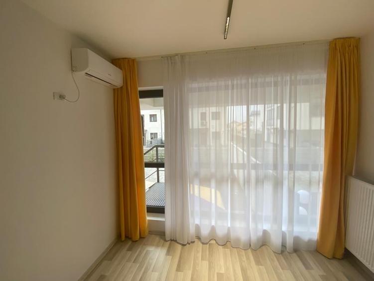 Apartament cu 2 camere în Exterior Est