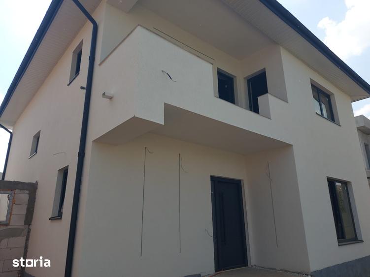 PROPRIETAR, Casa noua, 4 camere, 3 bai, metrou, - 11