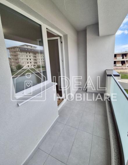 Apartament cu 2 camere decomandat în Exterior Vest