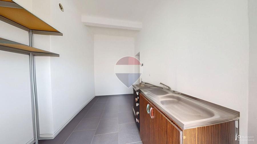 Apartament cu 2 camere decomandat în 13 Decembrie