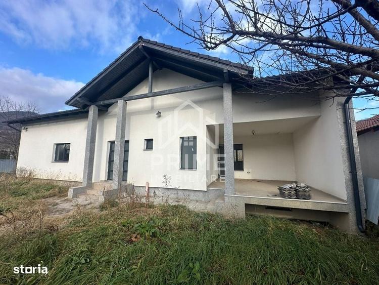 Casă cu 3 camere în Lancrăm