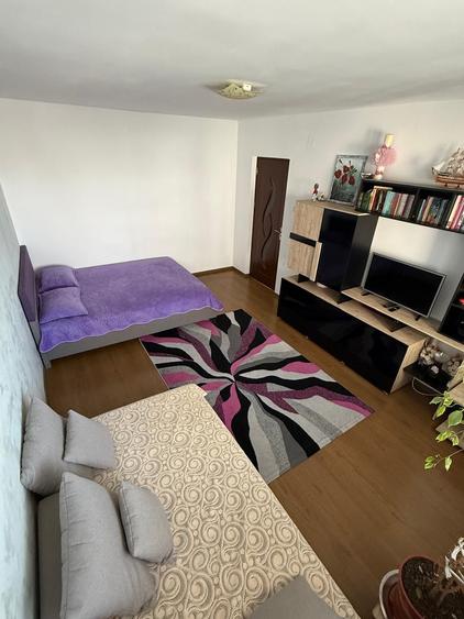 Apartament cu 2 camere decomandat în Marghiloman