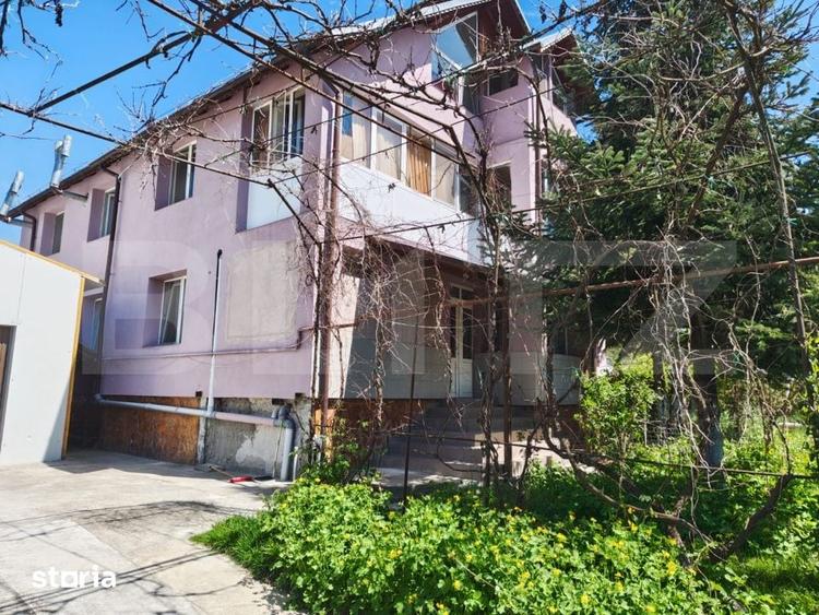 Casă cu 10 camere cu Teren 2714 Mp în Glod