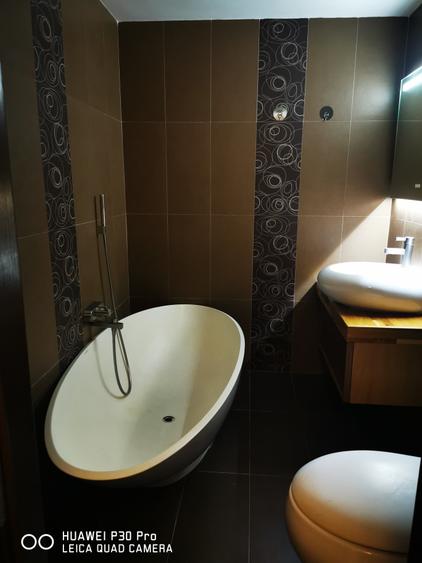Apartament cu 2 camere semidecomandat, mobilat în Vitan Mall