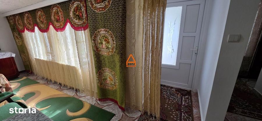 Casă cu 3 camere cu Teren 1024 Mp în Bucium