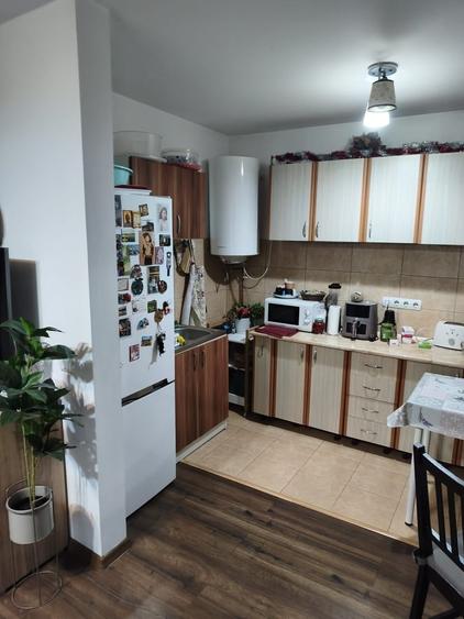 Casă cu 3 camere cu Teren 1100 Mp în Central