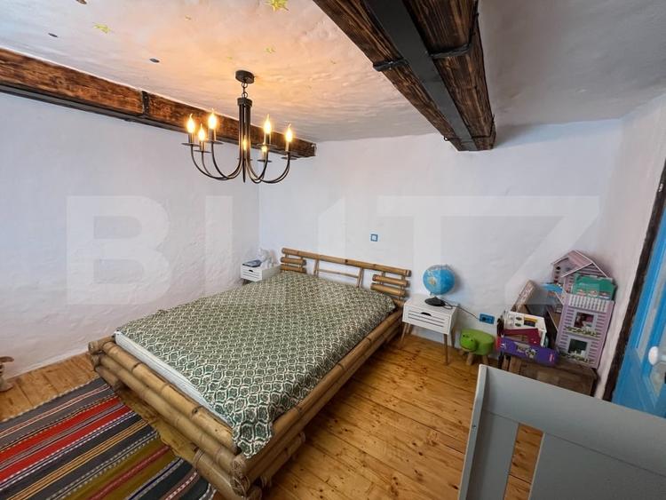 Casă individuală cu 4 camere cu Teren 2000 Mp în Rediu