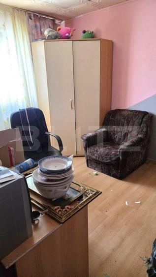 Apartament cu 3 camere decomandat, mobilat în Victoria