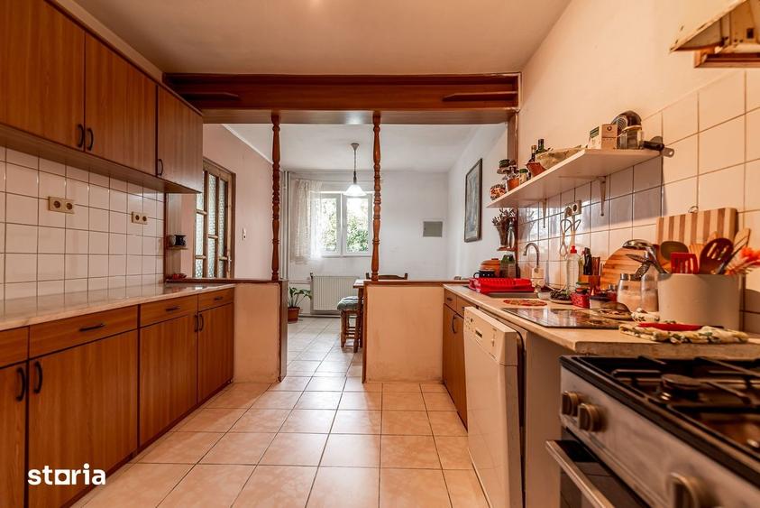 Casă cu 5 camere cu Teren 360 Mp în Mureșel