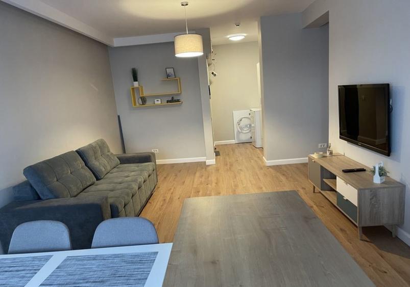 Apartament cu 2 camere decomandat în P-ța Alba Iulia