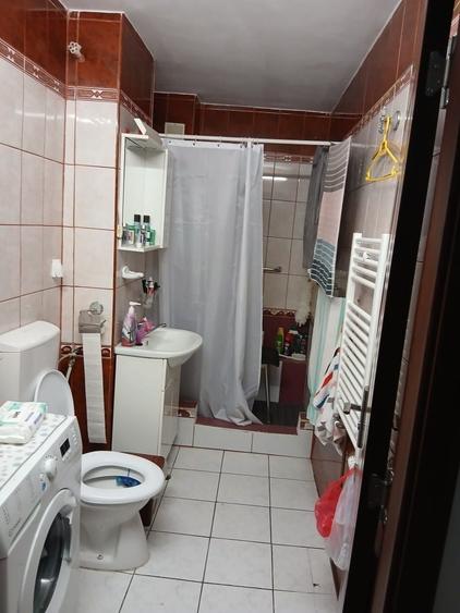 Apartament cu 3 camere în Nufărul