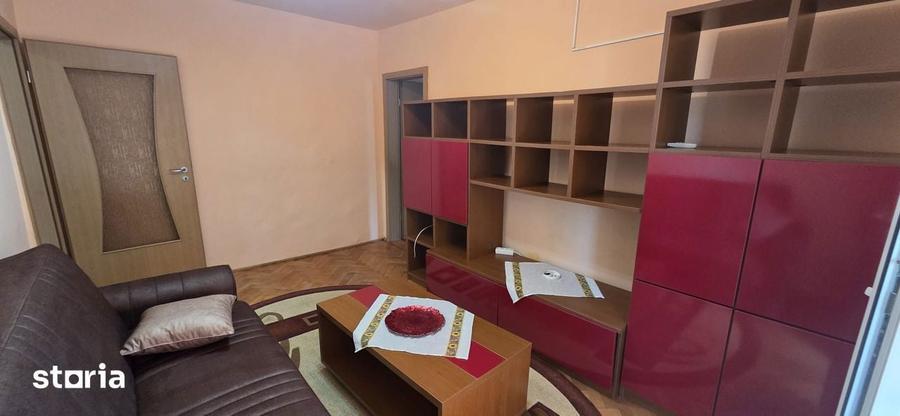 Apartament cu 2 camere nedecomandat în Girocului