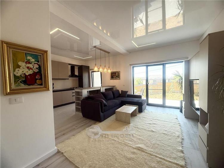 Duplex cu 4 camere cu Canalizare în Valea Adâncă
