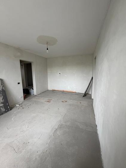 Apartament cu 2 camere semidecomandat în Țiglina 2