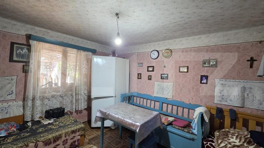 Casă individuală cu 4 camere cu Teren 2658 Mp în Sătmărel