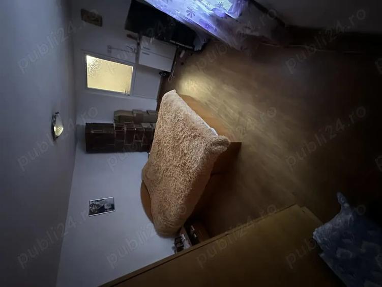 Casă cu 5 camere cu Teren 450 Mp în Central