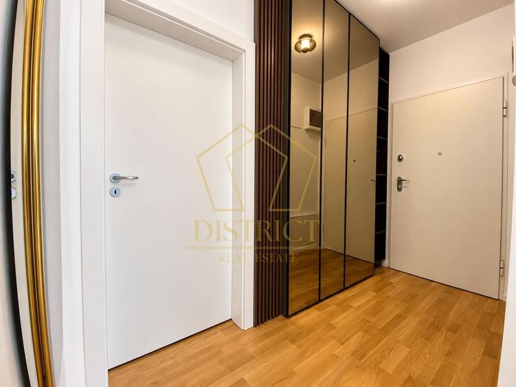 Apartament cu 3 camere decomandat, mobilat în Central