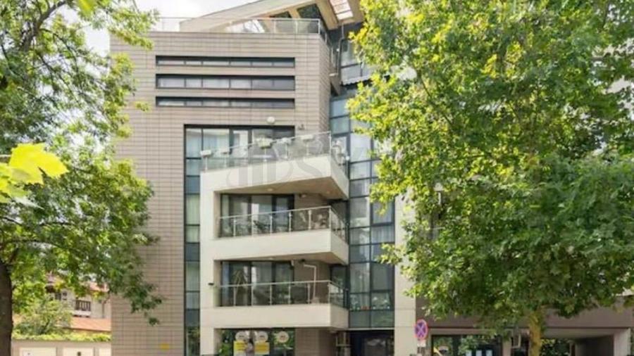 Apartament cu 3 camere decomandat, mobilat în Dorobanți