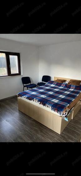 Casă cu 2 camere cu Teren 832 Mp în Central