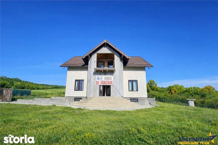 Casă cu 5 camere cu Teren 1532 Mp în Șinca