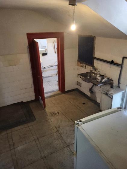 Casă cu 6 camere cu Teren 150 Mp în Centrul Istoric