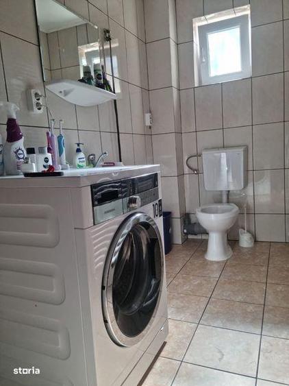 Casă cu 4 camere cu Teren 180 Mp în Central