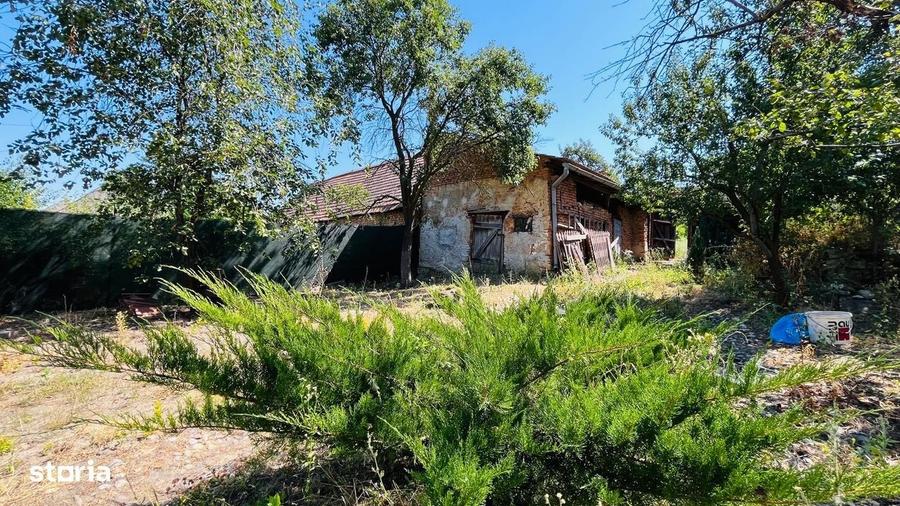 Casă cu 2 camere în Central
