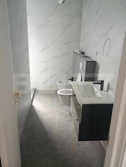 Duplex cu 4 camere cu Canalizare în Aleea Tudor Neculai