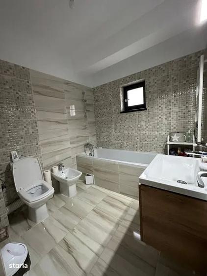 Apartament cu 2 camere decomandat în Bucium