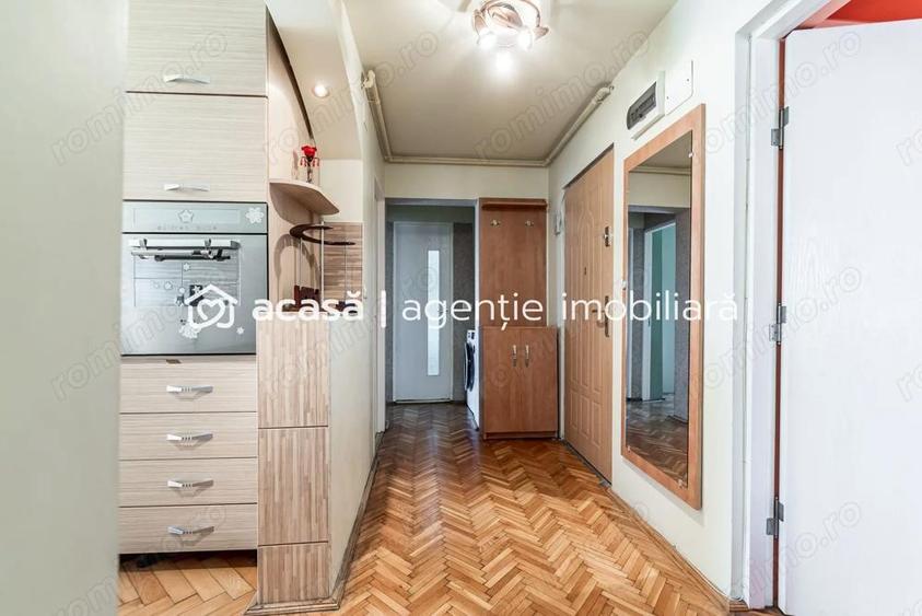 Apartament cu 3 camere decomandat, mobilat în Micălaca