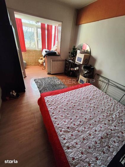 Apartament cu 3 camere decomandat în Dacia