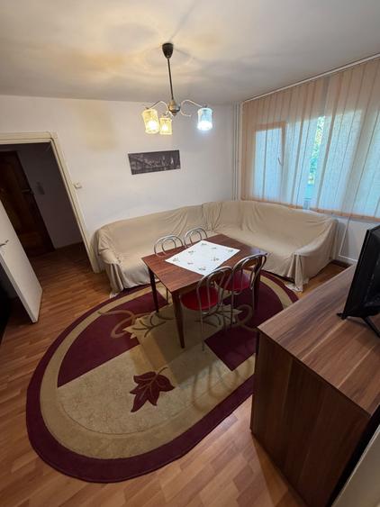 Apartament cu 2 camere semidecomandat în Take Ionescu