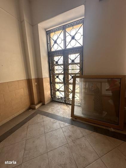 Spațiu comercial, de 1,741 mp, în Central