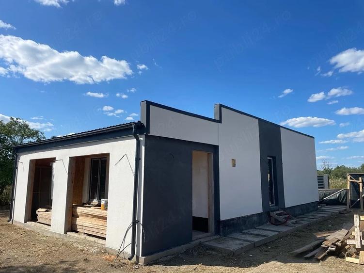Casă cu Teren 500 Mp în Gavojdia