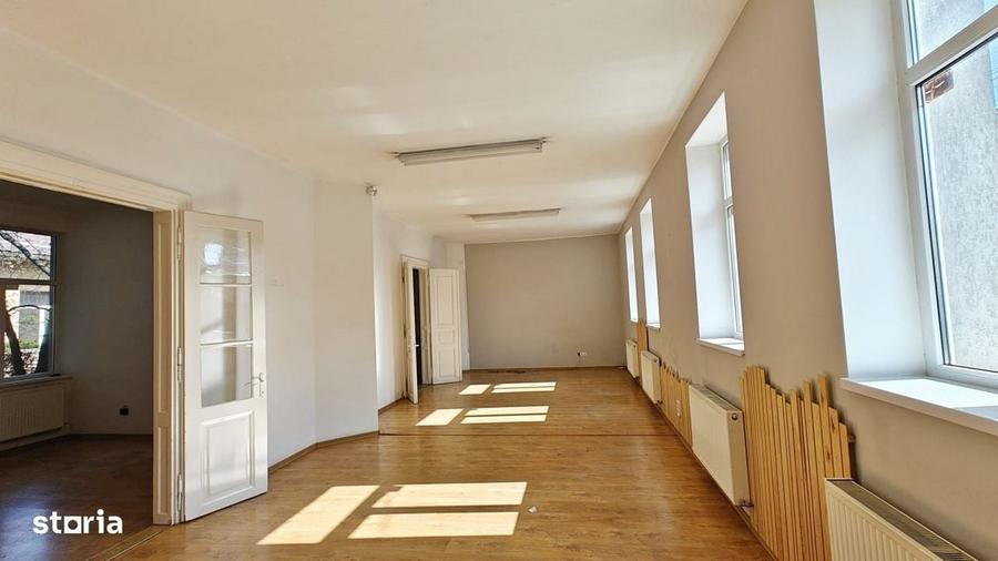 Casa ideala pentru activitati de birouri/comerciale, zona Centrala - 2