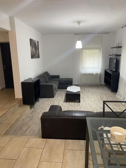 Apartament cu 3 camere decomandat în Măgurele