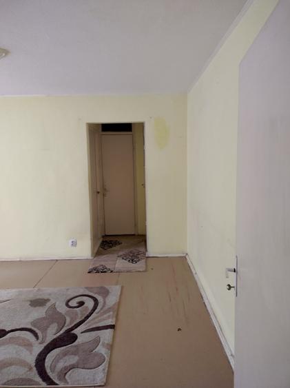 Apartament cu 2 camere semidecomandat în Prelungirea Ferentari