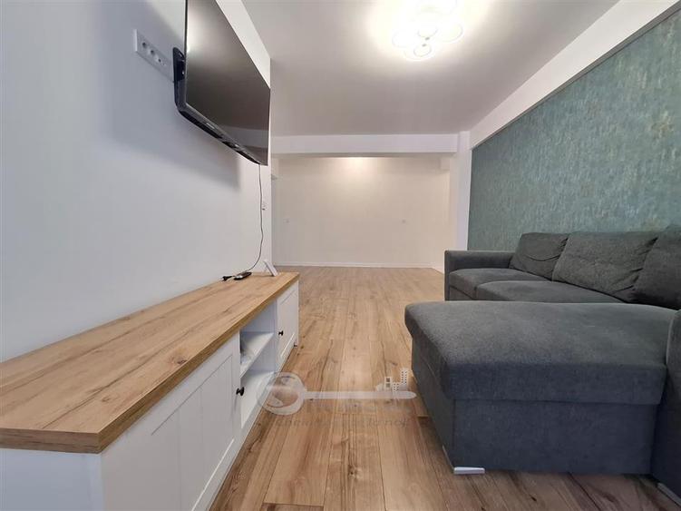 Apartament cu 2 camere semidecomandat, mobilat în Cug