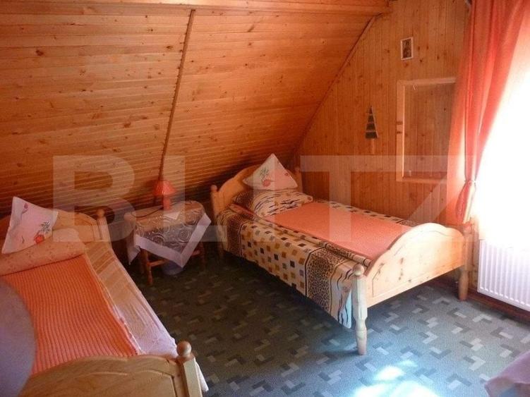 Casă individuală cu 7 camere cu Garaj în Vatra Dornei