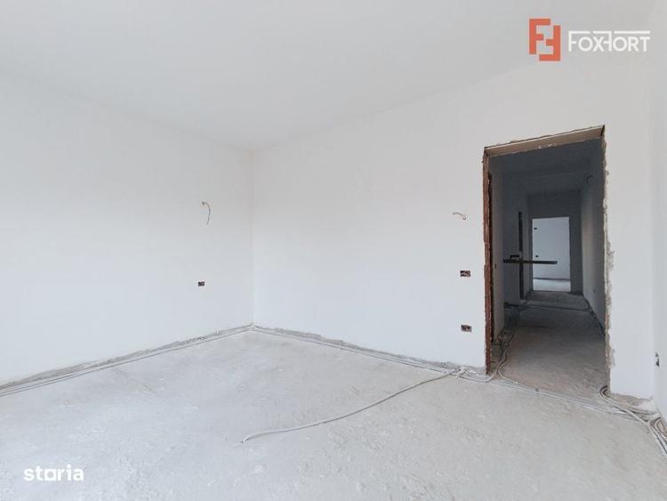 Duplex 4 camere 140 mp utili, toate utilitatile, la asfalt in Giroc - - 5