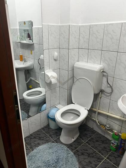 Apartament cu 2 camere decomandat în Filiași