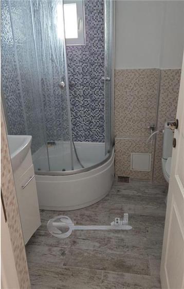 Apartament cu 3 camere decomandat în Păcurari