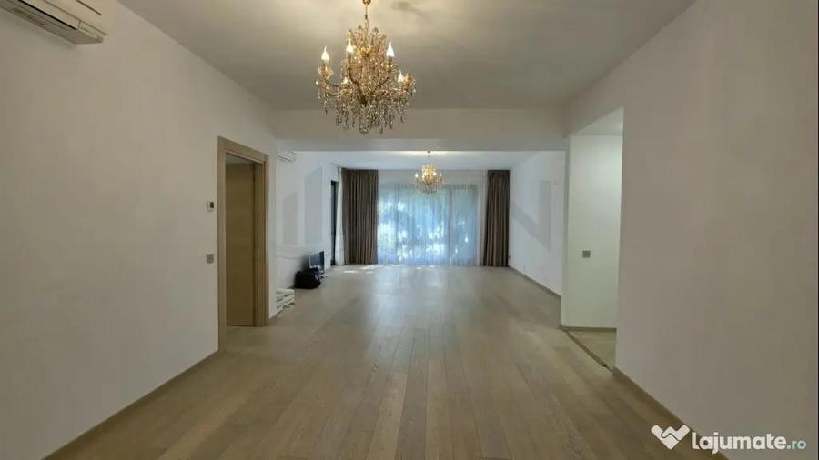 Apartament cu 3 camere semidecomandat în Grădina Icoanei