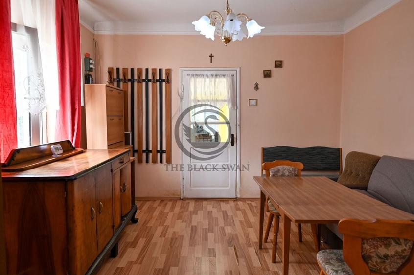 Casă individuală cu 3 camere cu Canalizare în Mihai Bravu