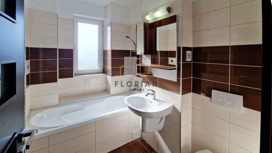 Apartament cu 3 camere decomandat, mobilat în Torontalului