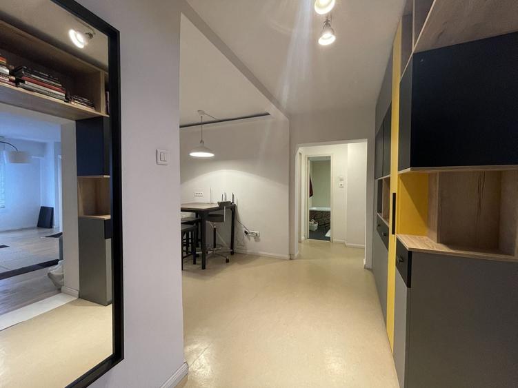 Apartament cu 3 camere decomandat, mobilat în Națiunile Unite