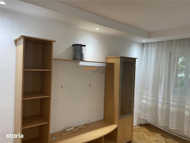 Apartament cu 2 camere decomandat în Ultracentral