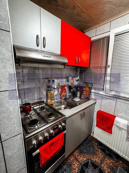 Apartament cu 3 camere, mobilat în Fizicienilor