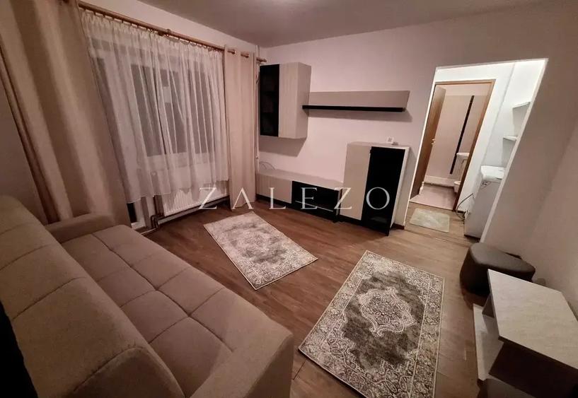 Apartament cu 2 camere semidecomandat, mobilat în Torontalului