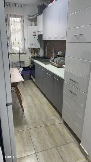 Apartament cu 2 camere decomandat în Pielești